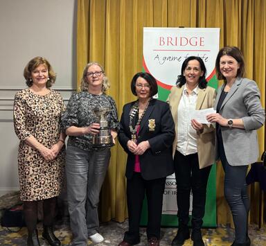 McMenamin Bowl winning team Anna Carr Margaret Farren Mairead Haugh and Roisin deJong